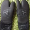 Tradera Dykhandskar, XCEL Drylock 5.0 3-finger. Okej skick> Eventyrsport