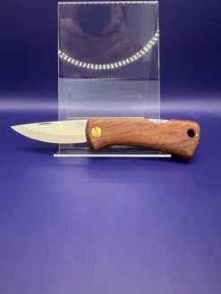 Tradera EKA us Pat. Jaktkniv Sweden 18cm Nyskick> Knive & Sværd