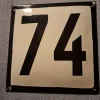 Tradera Emaljskylt , husnummer 74> Skilte