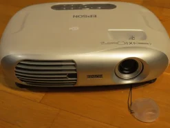 Tradera Epson LCD-projektor EMP-TW10H| Projektorer