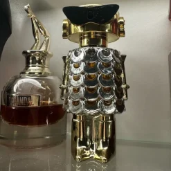 Tradera FAME EDP: DEN SENSUELLA, FEMININA DOFTEN FRÅN RABANNE> Parfumer & Dufte