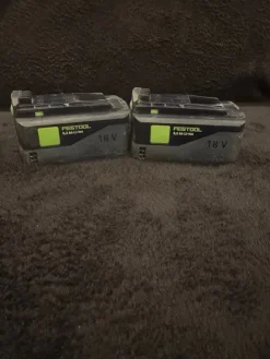 Clearance Festool 18V 5,2 Ah Li-ion Batterier TVÅ STYCKEN Maskiner