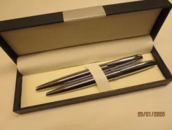 Tradera FILOFAX SIGNATUR ROLLER-OCH KULPENNA CHROME> Kuglepenne & Tilbehør