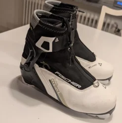 Tradera Fischer XC Control my style dam 38 längdpjäxor kombi pjäxor längdskidor> Langrend