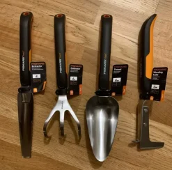 Tradera Fiskars Xact: Trädgårdsredskapssats| Haveredskaber