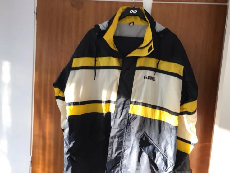 Tradera FJÄLLRÄVEN Träningsdräkt Blå, Gul och Vit> Vandsport