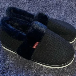 Tradera Fleecefodrade Innetofflor - Svarta Nya & oanvända> Andre Skoprodukter