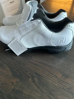 Tradera FootJoy Golfskor, Vita, Storlek 40> Golf