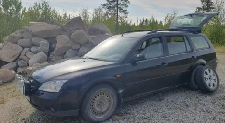 Tradera Ford Mondeo Kombi 2002 körbar reservdelsbil med mkt bra saker att ta reda på.| Biler