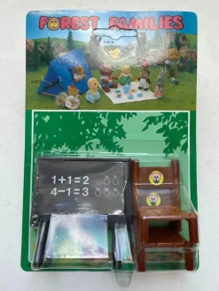 Tradera Forest Families vintage oöppnad - Accessories Blackboard + 2 chairs brown #2| Dukker