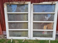 Discount Gamla fönster med spröjs överljusfönster, 2 st Byggematerialer