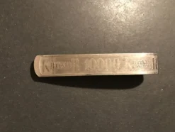 Fashion Gammal sedelklämma, 10.000 kr, ornamenterad Kuriosa