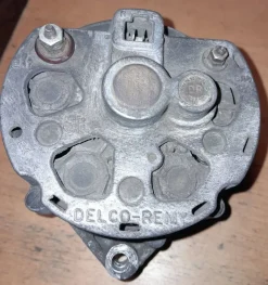 Tradera Generator Delco-Remy 100689 42A| Landbrugsmaskiner