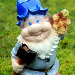 Tradera Gipsfigur av en tomte skogshuggaren (blå)| Havedekorationer