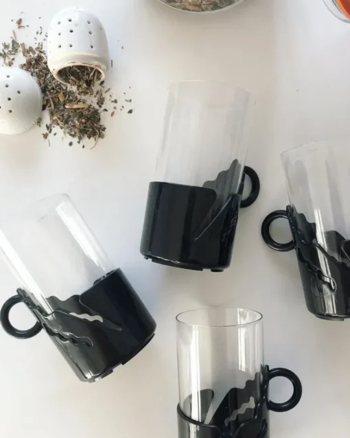 New Glas m sort plastholder, 4 stk samlet Kobbergenstande