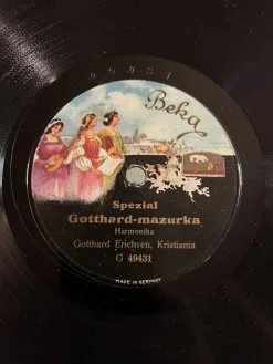 Tradera Gotthard Erichsen, Kristiania. Beka 49430/1.| Grammofonplader