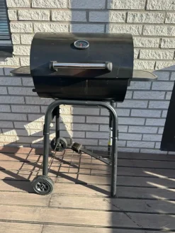 Tradera Grill med stativ| Bål & Grill