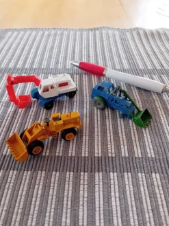 Tradera Grävmaskin,Digger, Corgi juniors,traktor,hjullastare,lastmaskin.> Legetøjs- & Samlerbiler