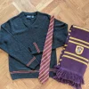 Tradera Gryffindor-outfit - Harry Potter tröja, slips & halsduk (XS)> Øvrige Samleobjekter