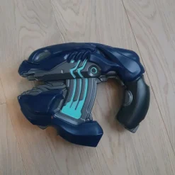 Tradera Halo Plasma Pistol i plast> Øvrigt Samlerlegetøj