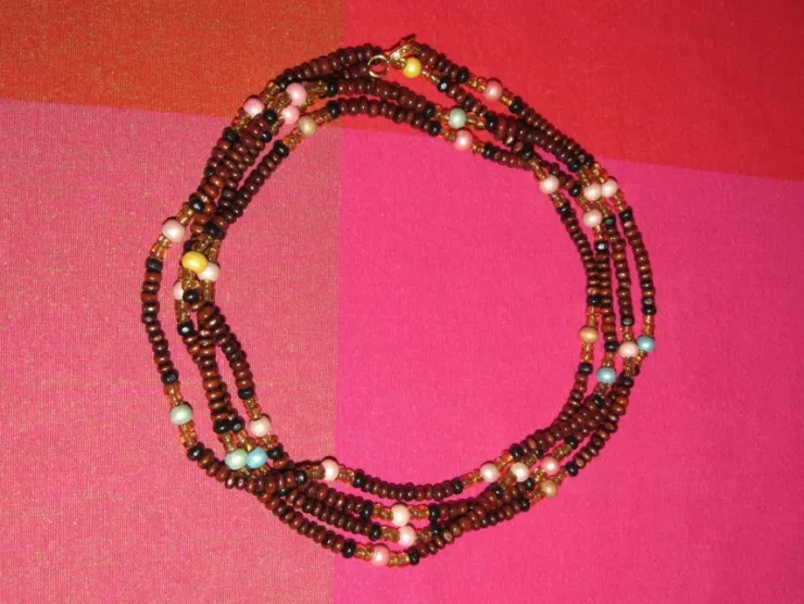 Tradera Halsband av trä/glas/pärlor/rostfritt stål.> Selvdesignede Smykker