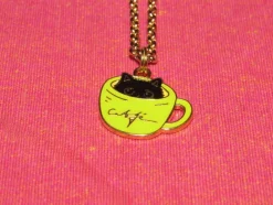 Tradera Halsband ca 49-50 cm med katt i kopp av emalj/rostfritt stål/kedja.> Selvdesignede Smykker