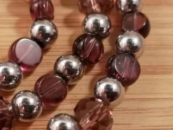 Tradera Halsband i färgen ljus-aubergine och silver.> Selvdesignede Smykker