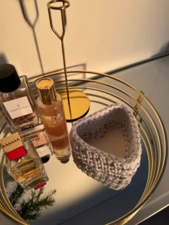 Tradera Handgjorda vita stickade hjärtformade smyckeskrin> Smykketilbehør