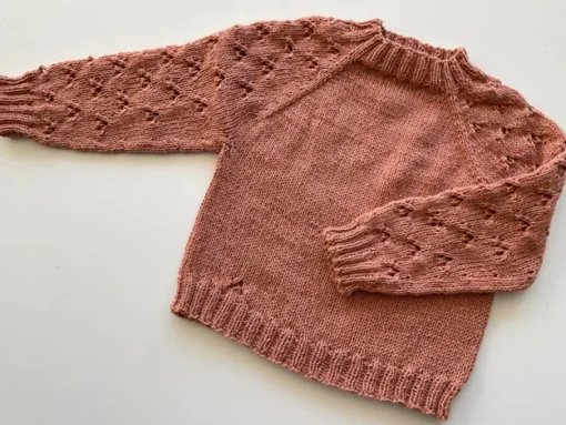 Tradera Handstickad barntröja med mönsterstickade ärmar, storlek ca. 2 år| Baby, Børn & Leg