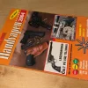 Tradera Handvapen Guiden 2004 årgång 9 i fint skick!> Skydning
