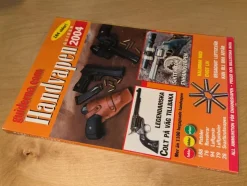Tradera Handvapen Guiden 2004 årgång 9 i fint skick!> Skydning