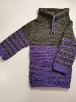 Tradera Hemvirkad tröja till 6-8 åring. Ny! OBS! läs måtten på bilden.| Baby, Børn & Leg