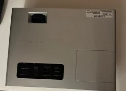 Tradera Hitachi CPX1 XGA-projektor| Projektorer
