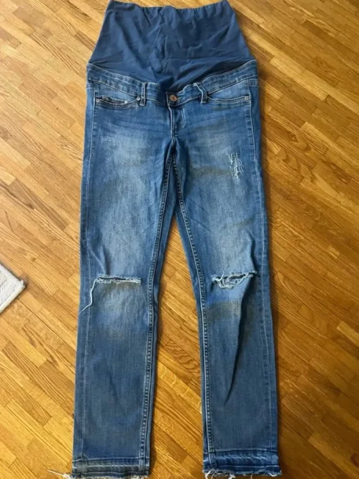 Tradera H&M blå jeans, storlek 36> Ventetøj