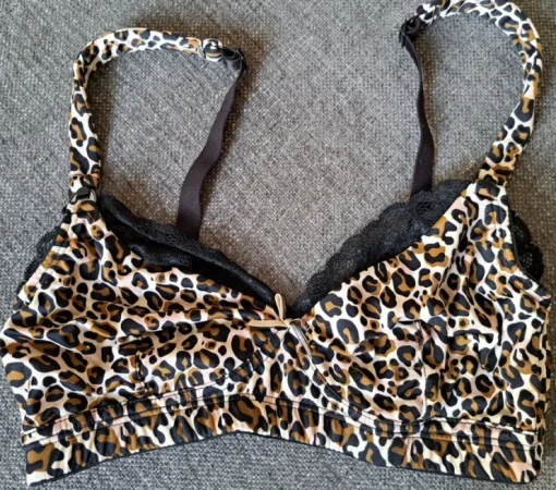 Tradera H&M Mama leopard amningsbh, oanvänd> Ventetøj
