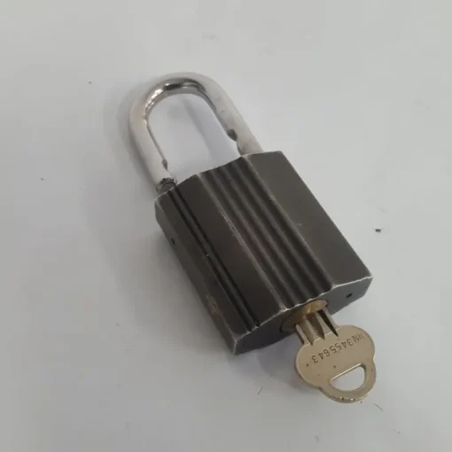 Clearance Hänglås med nyckel - ASSA - Lås Beslag & Reservedele