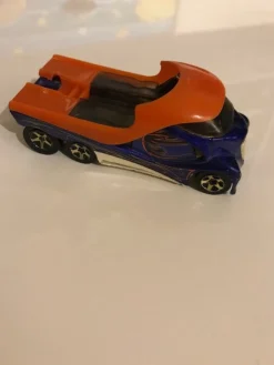 Tradera Hot Wheelse Cabin Fever 2000> Legetøjs- & Samlerbiler