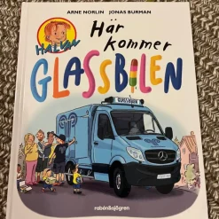 Clearance Här kommer glassbilen - Halvan (Arne Norlin & Jonas Burman) Børne- & Ungdomsbøger