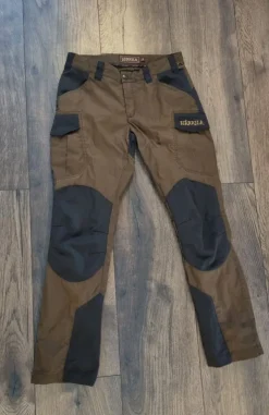 Tradera Härkila storlek 38> Jagt