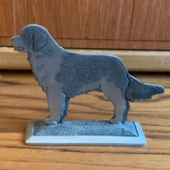 Discount Hund i tenn/tennhund , signerad: A.R.Ottosson tenn Älmhult Sweden E 10 Tin & Messing