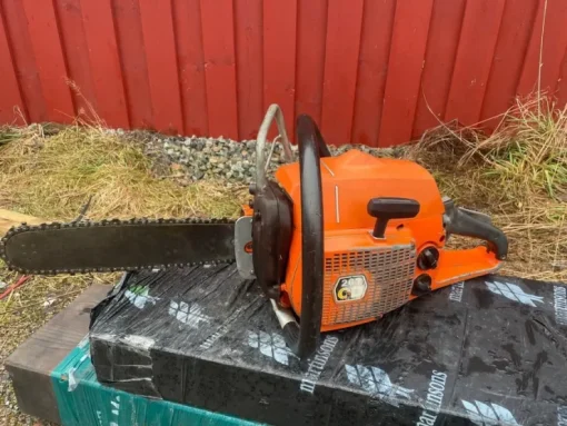Tradera Husqvarna 263CD motorsåg, Fungerar!| Havemaskiner