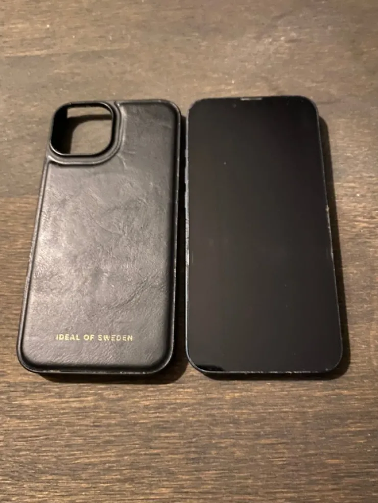 Tradera iPhone 14 128GB Midnight (Batterihälsa 100 %)> Mobiltelefoner