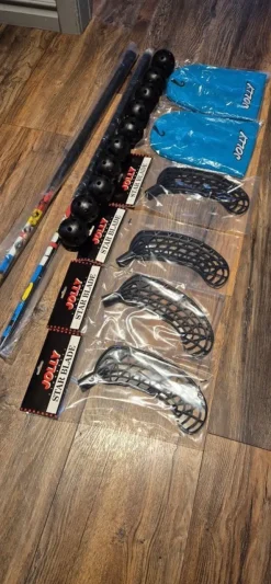 Tradera Jolly innebandypaket> Floorball