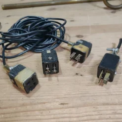 Tradera Jones 4-pin kontakter| Amatørradio