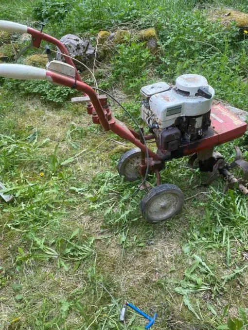 Tradera Jordfräs Monarch 5hp Briggs&Stratton motor| Havemaskiner