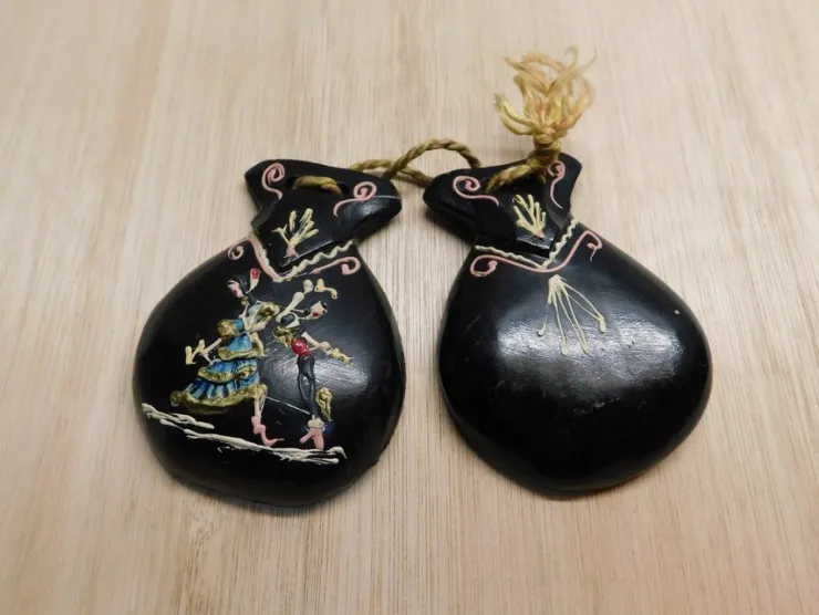 Tradera Kastanjetter Vintage Spanien Målade Kastanjetter Låter riktigt bra nr 2| Musikinstrumenter