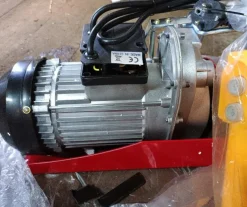 Best Sale 600kg 1150W elektrisk lyftanordning,säker design,enkel installation,99% ny skick Maskiner
