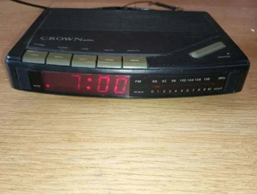Tradera Klockradio - Crown Japan| Transportabelt