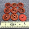 Tradera Knappar, knapp, plast, 2 hål, röd, mönstrad, 9 st, 18 mm| Syning & Strik