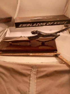 Tradera Kniv med bordsstativ HK56053> Knive & Sværd